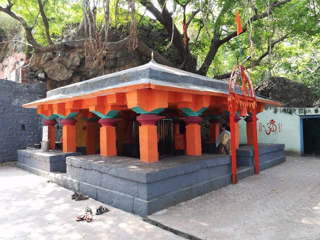 Shukrachary mandir